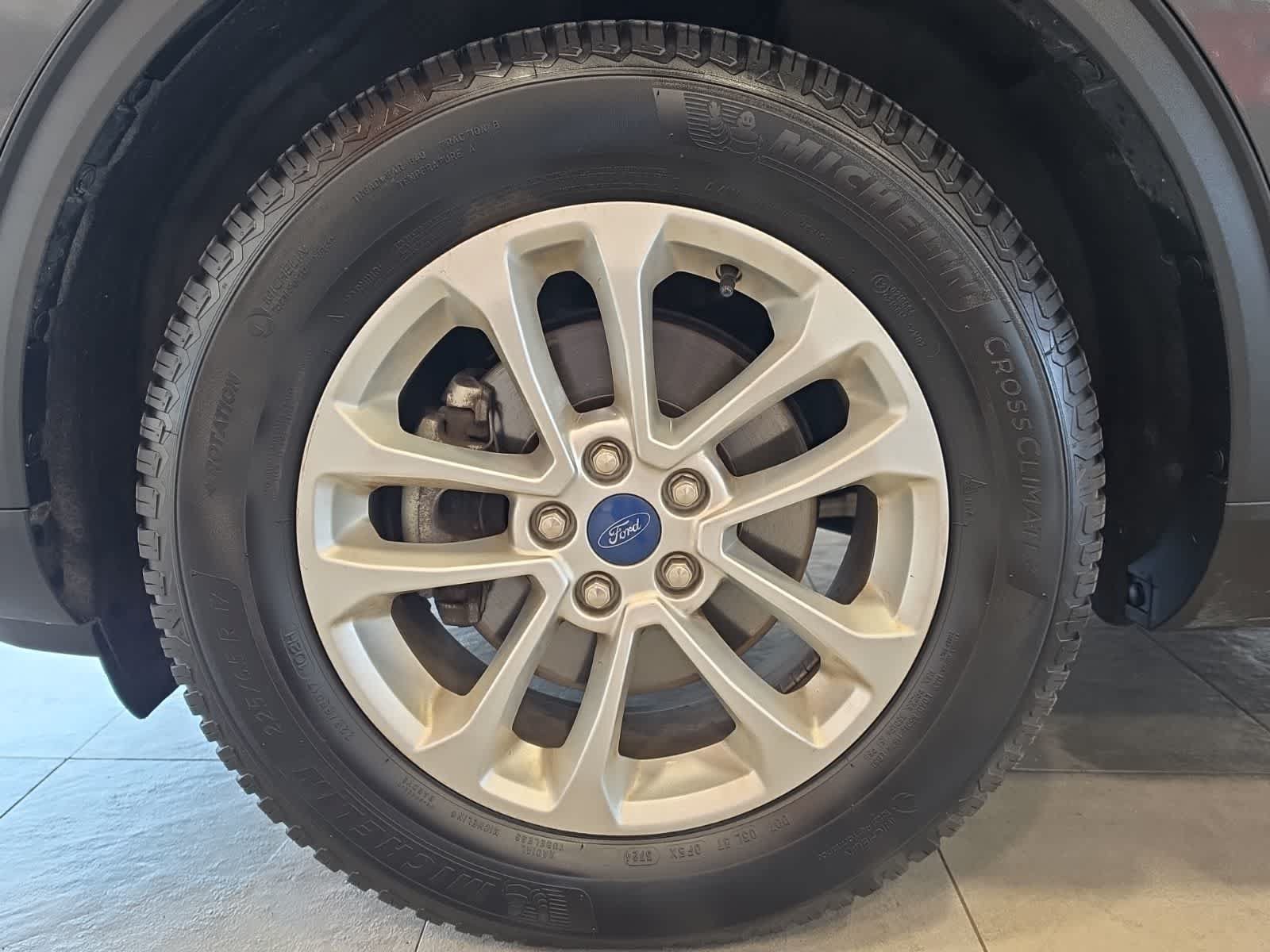 Certified 2020 Ford Escape SE AWD/4WD image 12