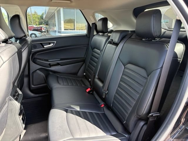 Certified 2024 Ford Edge SEL w/ Convenience Package AWD/4WD image 17