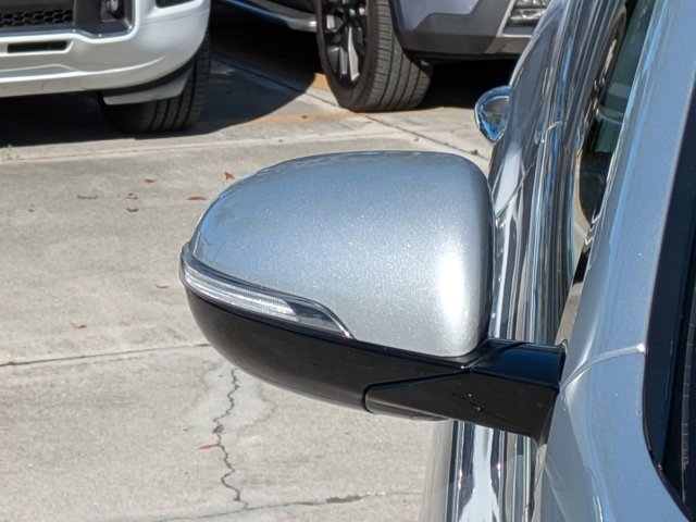 Used 2019 Kia Sorento EX image 10