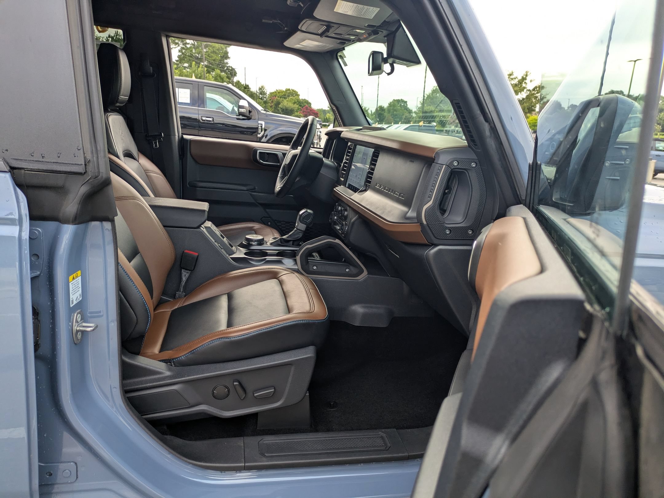 Certified 2024 Ford Bronco Outer Banks AWD/4WD image 39