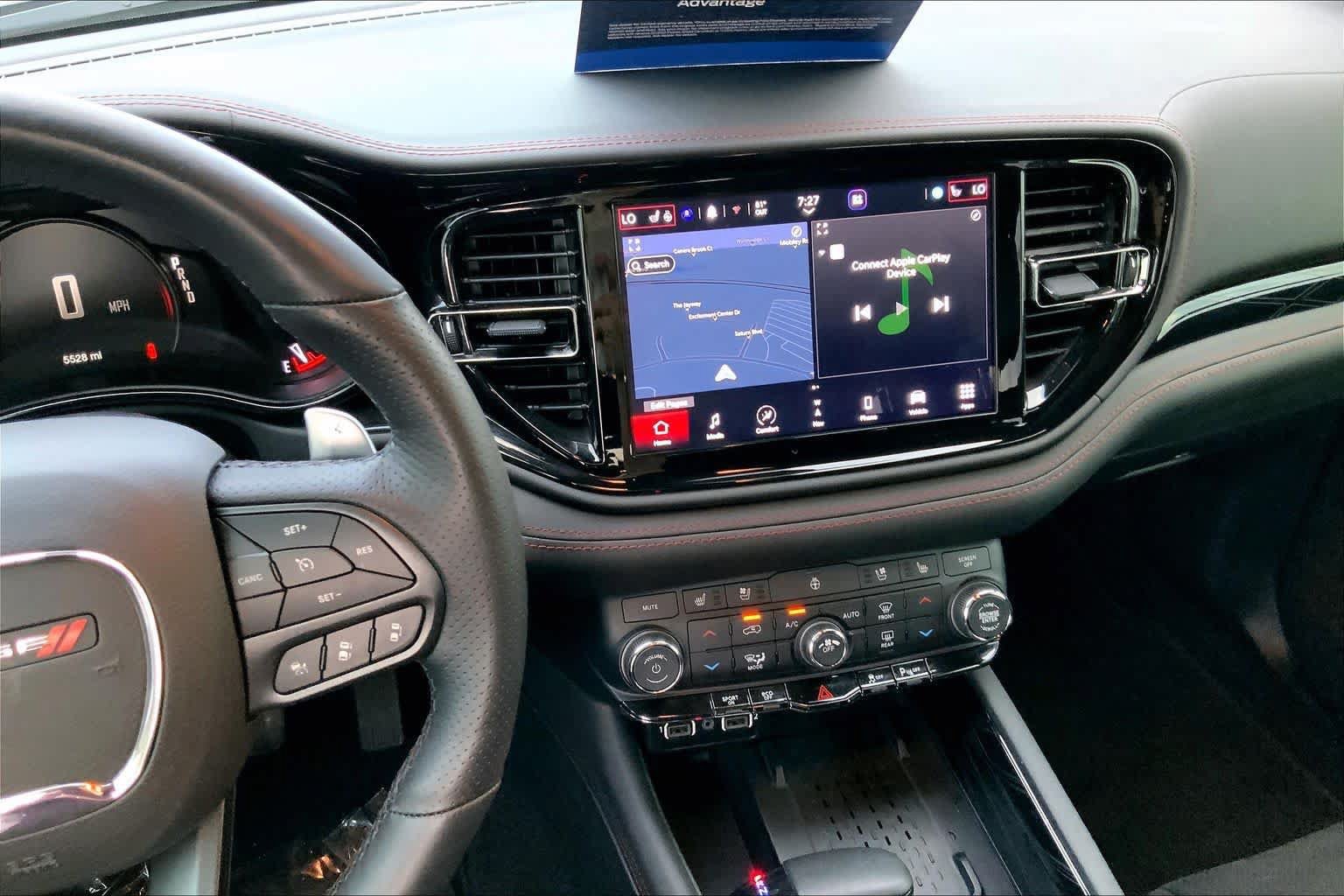 Used 2026 Dodge Durango GT AWD/4WD image 7