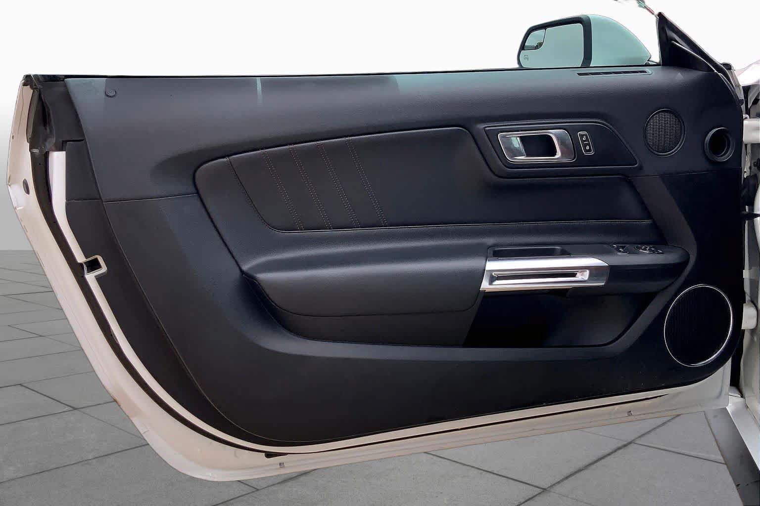 Certified 2019 Ford Mustang Premium RWD image 22