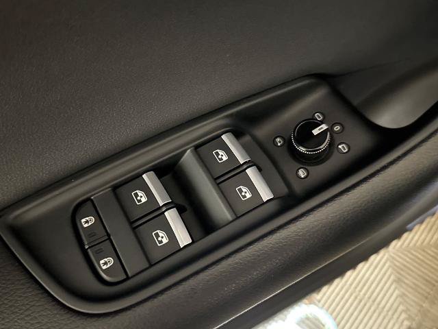 Used 2021 Audi Q8 Prestige w/ Prestige Package AWD/4WD image 17