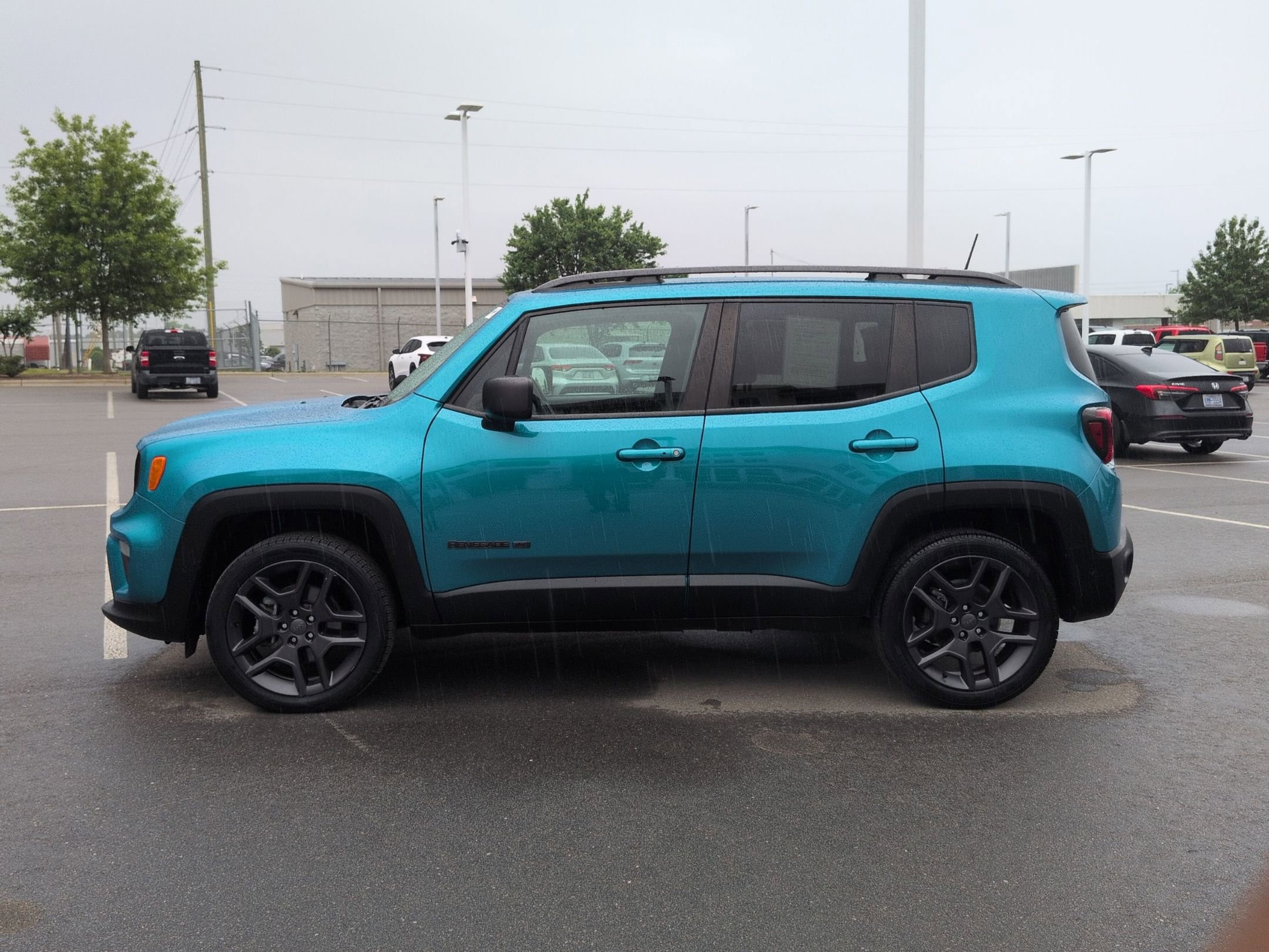 Used 2021 Jeep Renegade Latitude w/ Luxury Group II AWD/4WD image 7