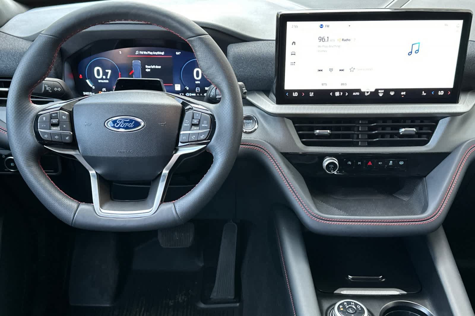 Certified 2025 Ford Explorer ST-Line AWD/4WD image 14