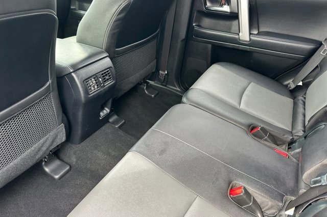 Used 2021 Toyota 4Runner SR5 Premium image 13