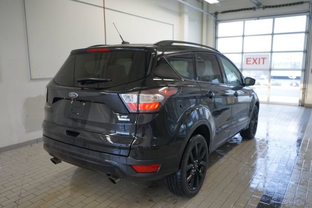 Certified 2017 Ford Escape SE w/ Equipment Group 201A image 13