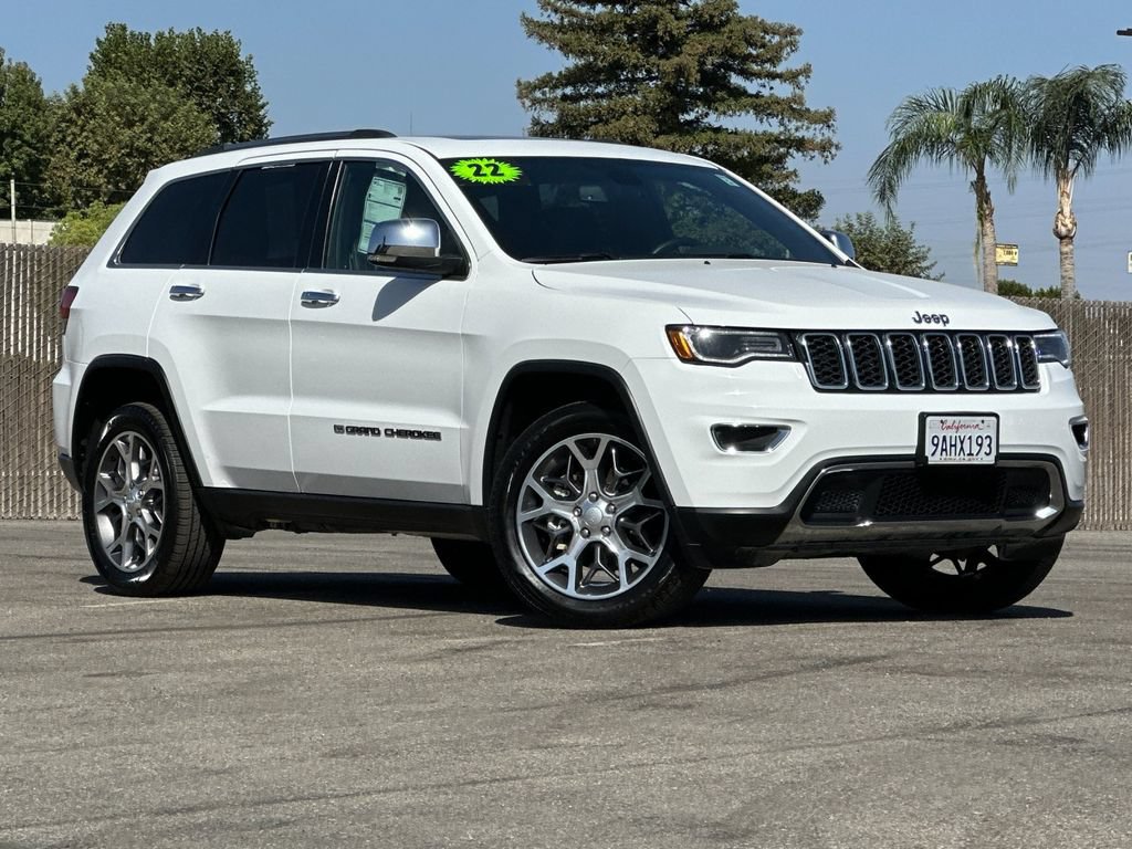 Used 2022 Jeep Grand Cherokee Limited w/ Tech Group AWD/4WD image 1