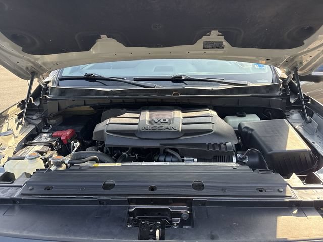 Used 2021 Nissan Titan PRO-4X w/ Pro-4x Convenience Package AWD/4WD image 25