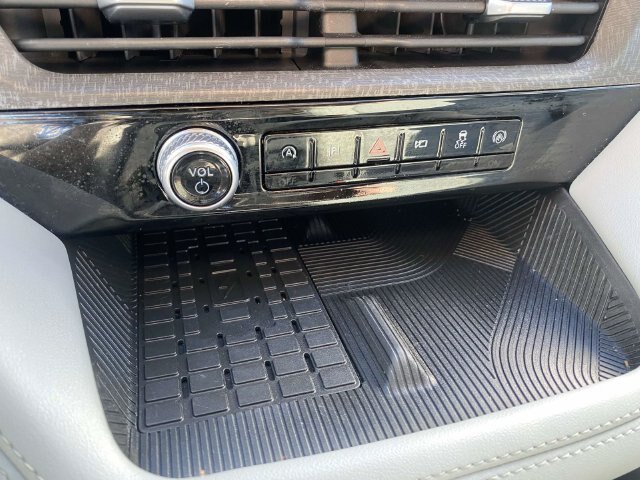 Certified 2025 Ford Explorer Platinum w/ Ultimate Package RWD image 28