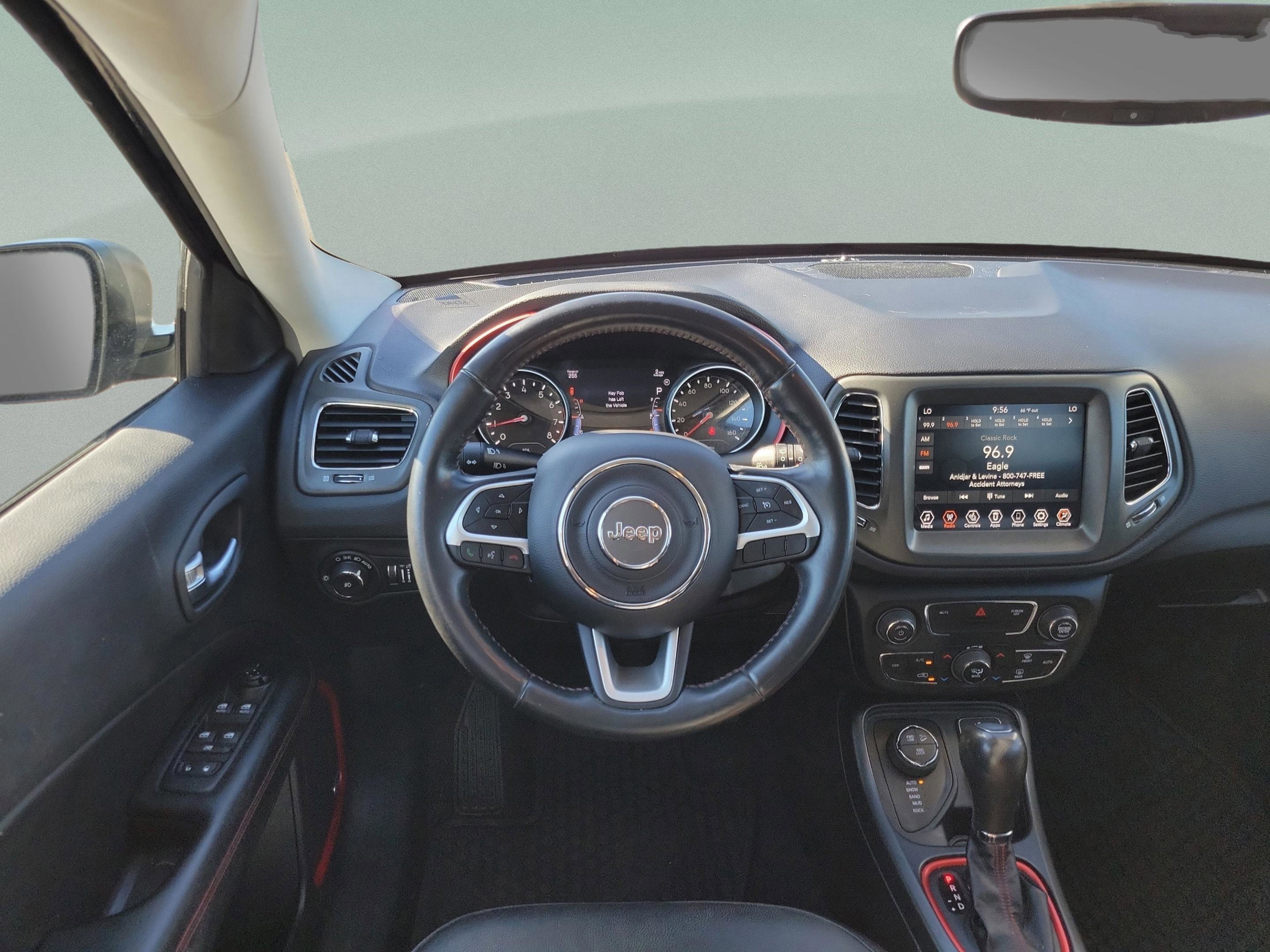 Used 2020 Jeep Compass Trailhawk w/ Leather Interior Group image 18