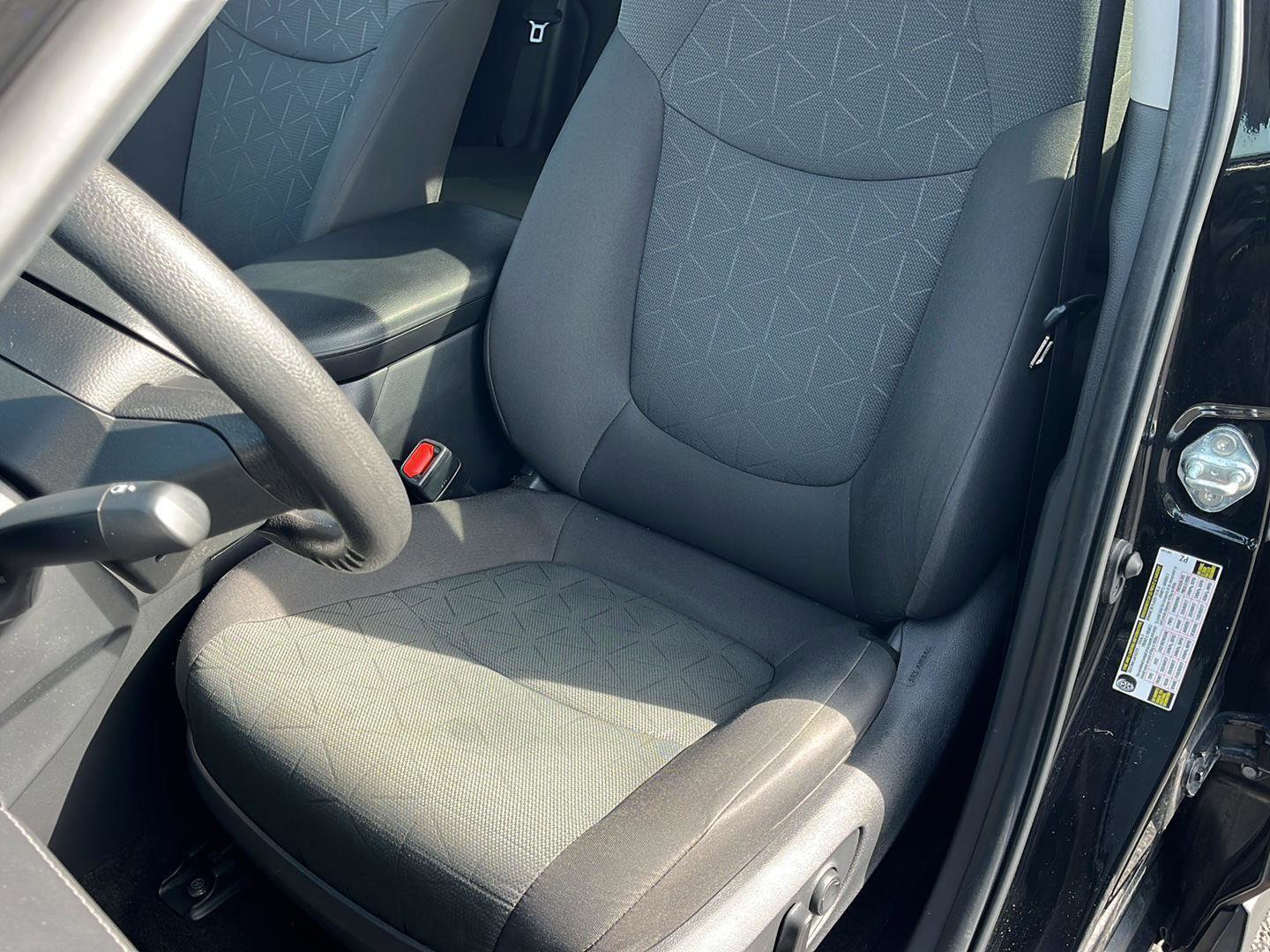 Used 2023 Toyota RAV4 XLE image 11