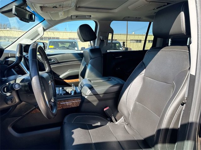 Used 2020 Chevrolet Suburban Premier image 18
