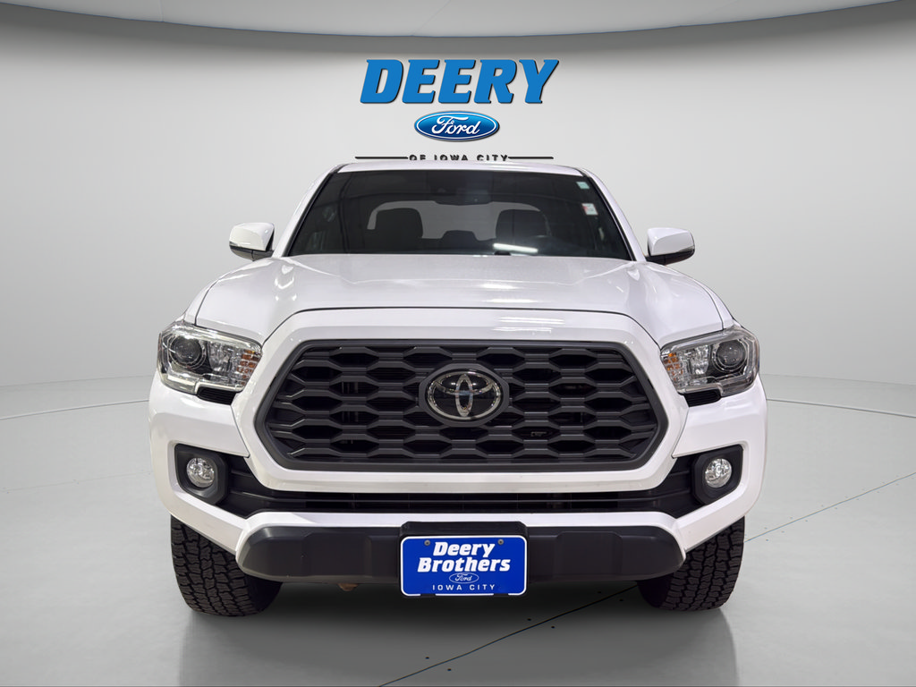 Used 2020 Toyota Tacoma TRD Off-Road AWD/4WD image 17