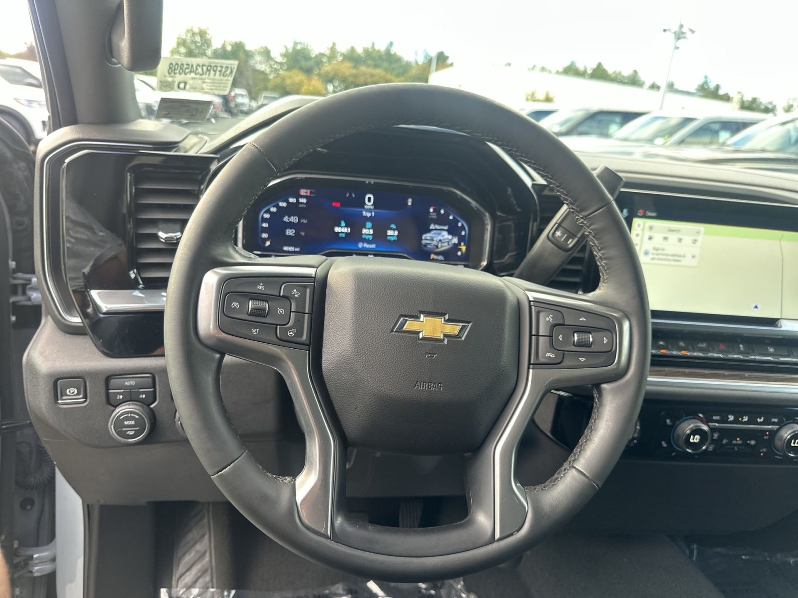 Used 2024 Chevrolet Silverado 1500 LT AWD/4WD image 17