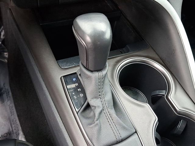 Used 2021 Toyota Camry SE FWD image 14