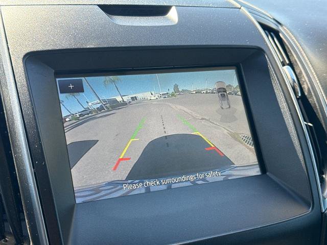 Certified 2020 Ford Edge SE FWD image 18