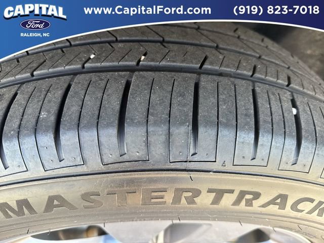 Certified 2022 Ford Explorer XLT w/ Equipment Group 202A image 14