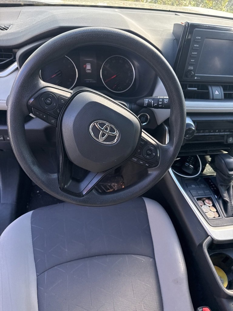 Used 2021 Toyota RAV4 XLE image 13