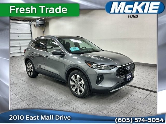 Certified 2025 Ford Escape Platinum w/ Premium Technology Package AWD/4WD image 1