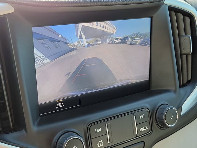 Used 2023 GMC Terrain SLT image 32