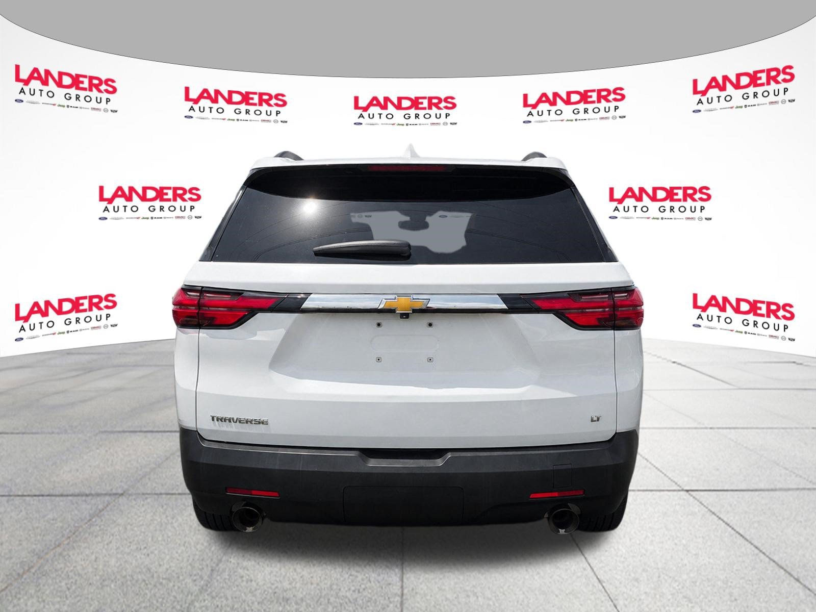 Used 2023 Chevrolet Traverse LT FWD image 8