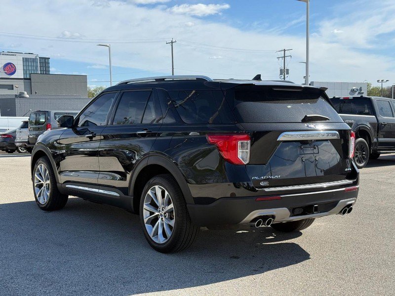 Certified 2023 Ford Explorer Platinum w/ Technology Package AWD/4WD image 8
