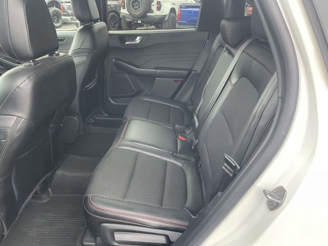 Certified 2025 Ford Escape ST-Line image 10