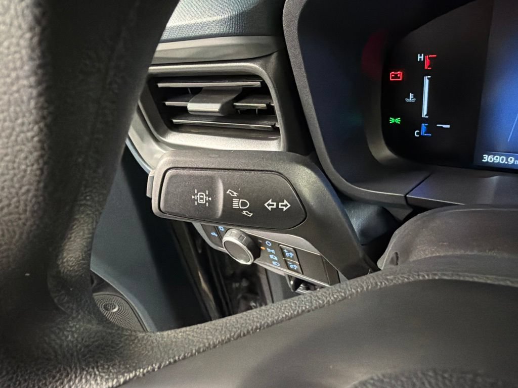 Certified 2025 Ford Maverick XL w/ 4K Tow Package AWD/4WD image 18