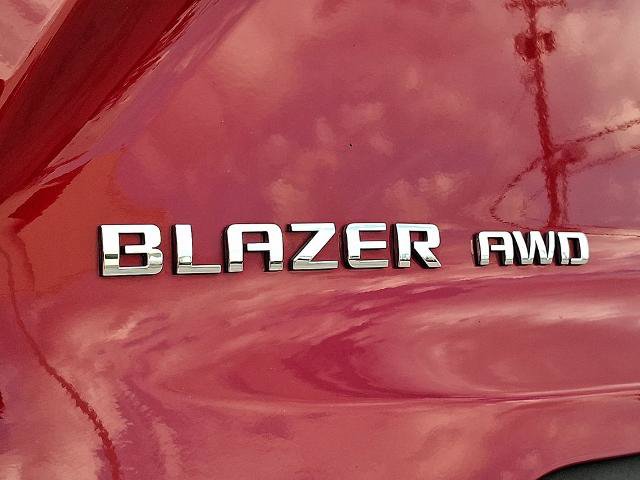Used 2025 Chevrolet Blazer LT AWD/4WD image 30