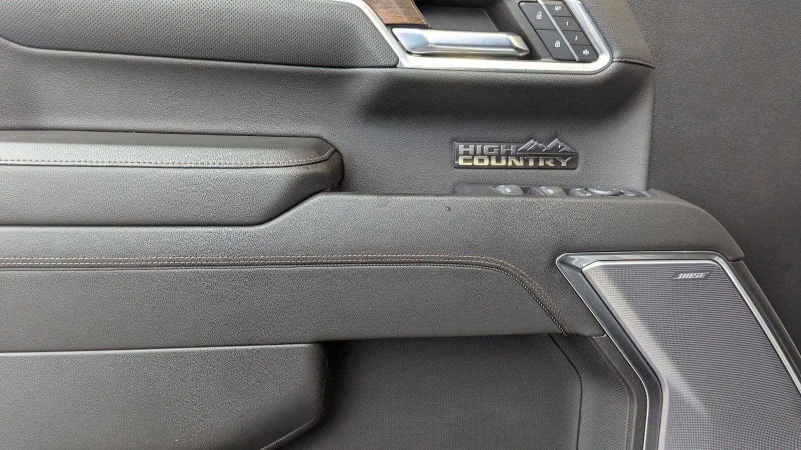 Used 2022 Chevrolet Silverado 1500 High Country w/ Z71 Off-Road Package image 23