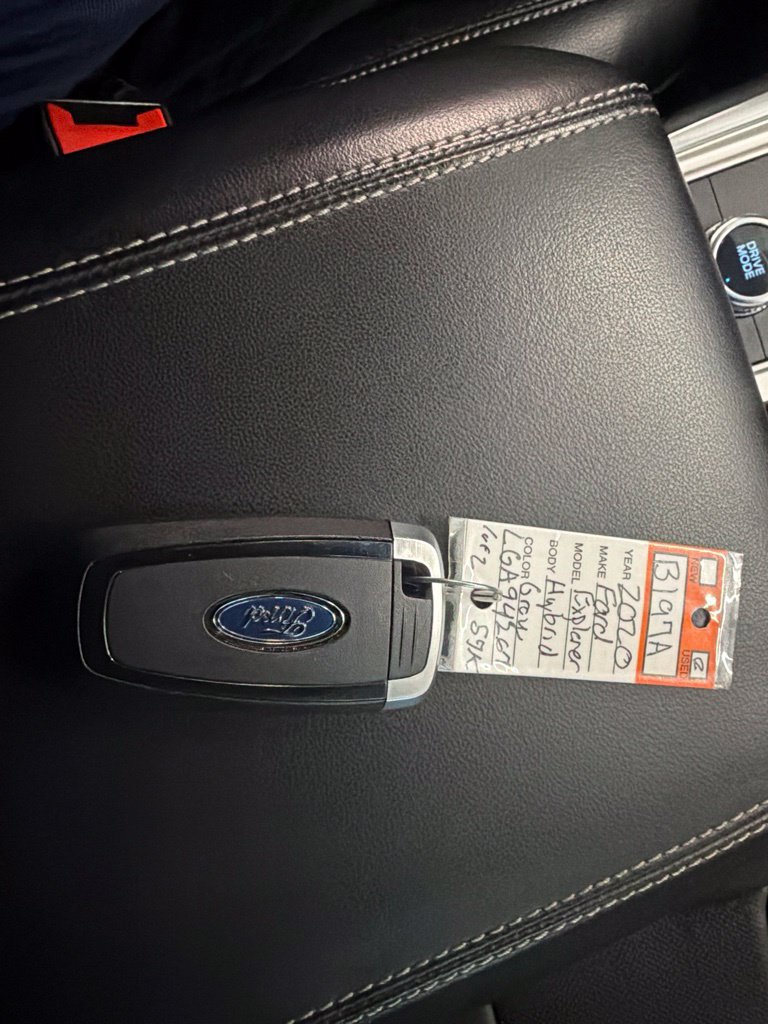 Certified 2020 Ford Explorer Limited w/ Hybrid Equipment Group 310A AWD/4WD image 48