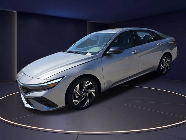Used 2025 Hyundai Elantra Sport FWD image 30