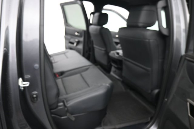 Used 2025 Toyota Tundra Limited AWD/4WD image 19