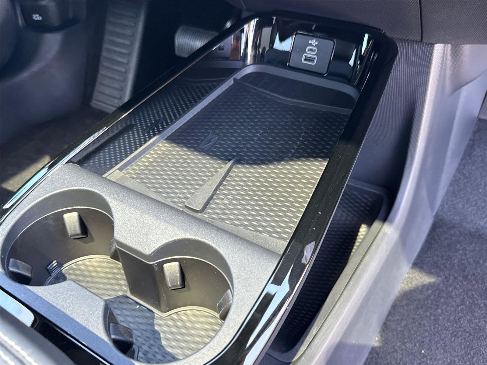 Certified 2025 Ford Mustang Mach-E GT AWD/4WD image 18