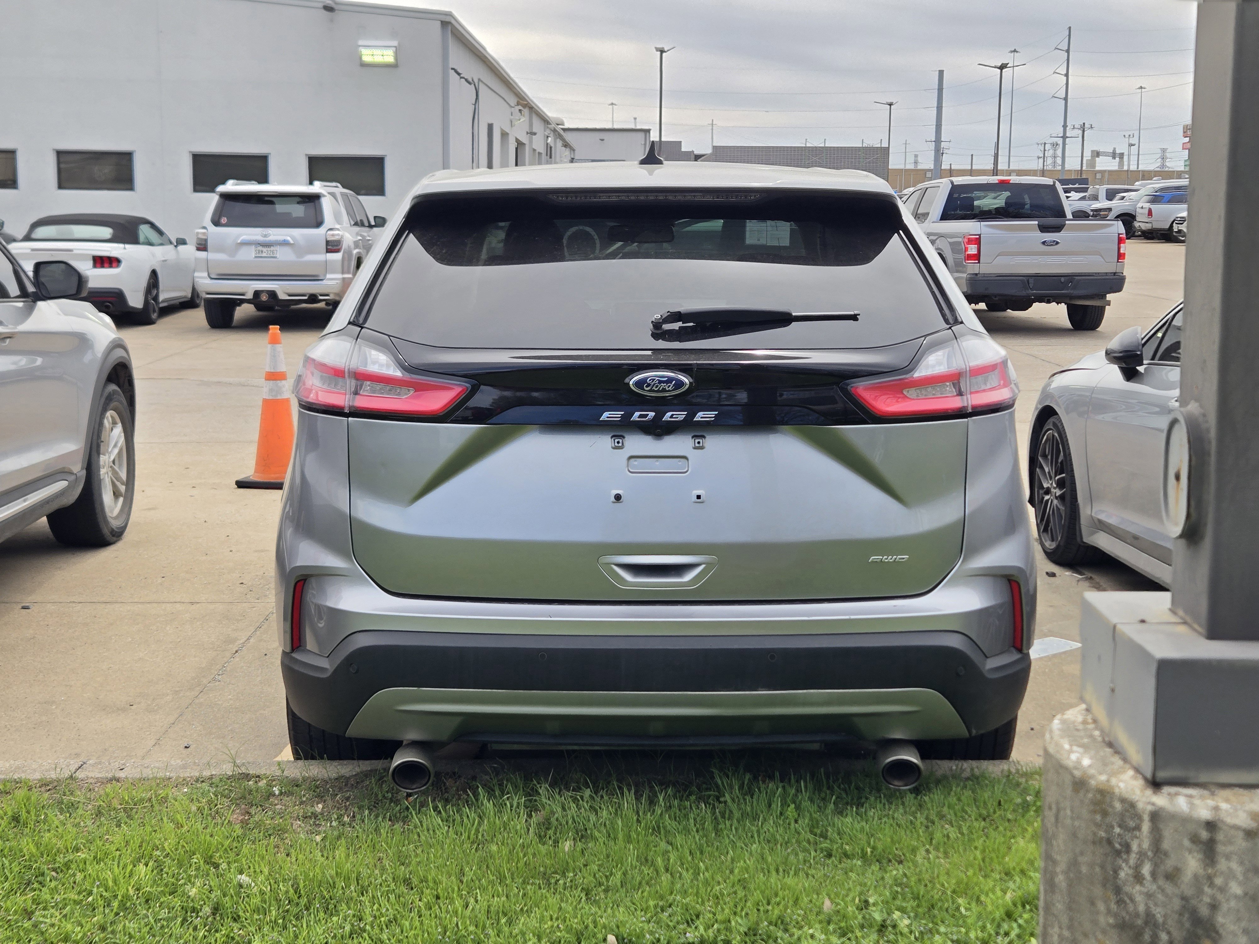 Certified 2024 Ford Edge SEL video 3