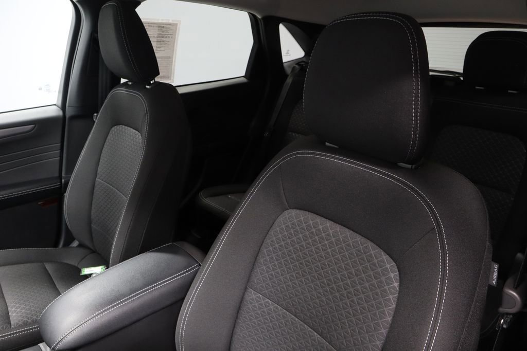 Certified 2025 Ford Escape Active w/ Cold Weather Package image 26