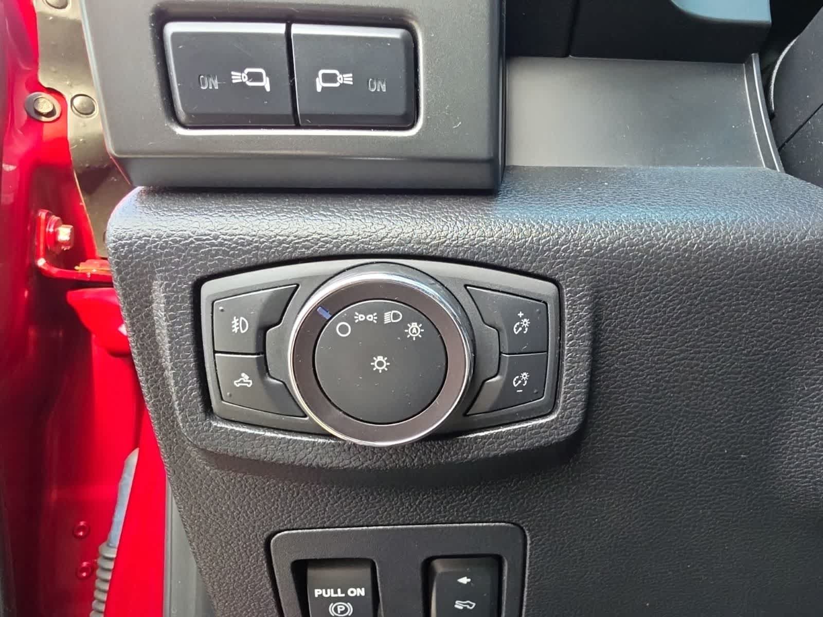 Certified 2018 Ford F150 XLT w/ Equipment Group 302A Luxury AWD/4WD image 24