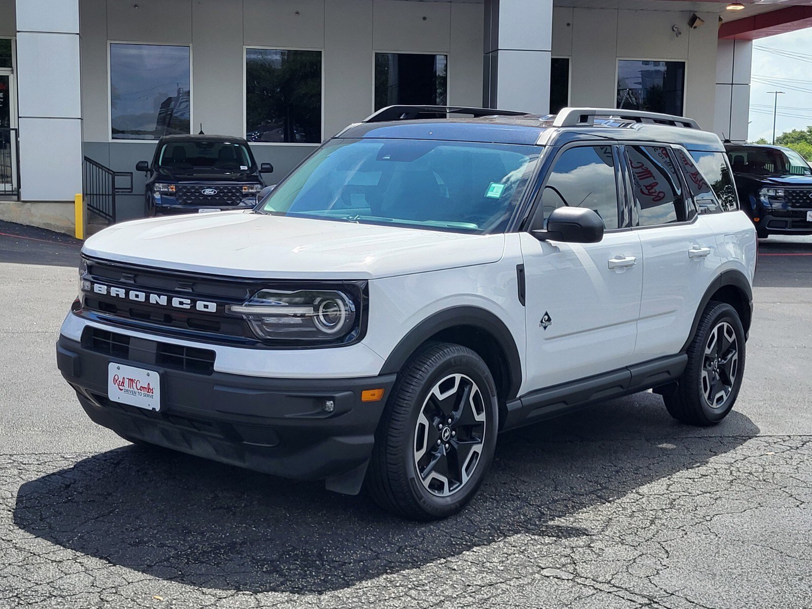 Certified 2023 Ford Bronco Sport Outer Banks w/ Tech Package AWD/4WD image 8