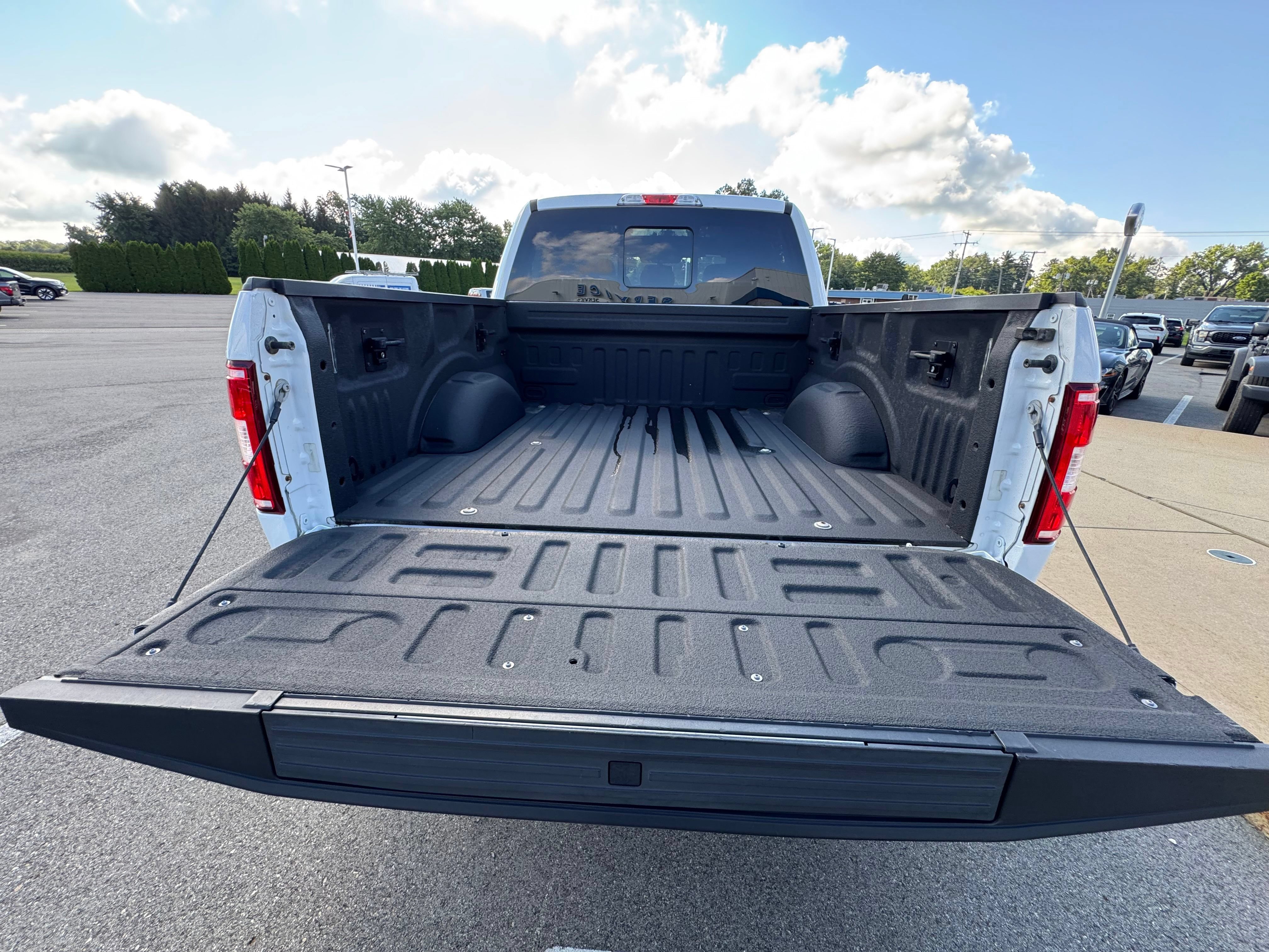 Certified 2018 Ford F150 XLT w/ Equipment Group 302A Luxury AWD/4WD image 22