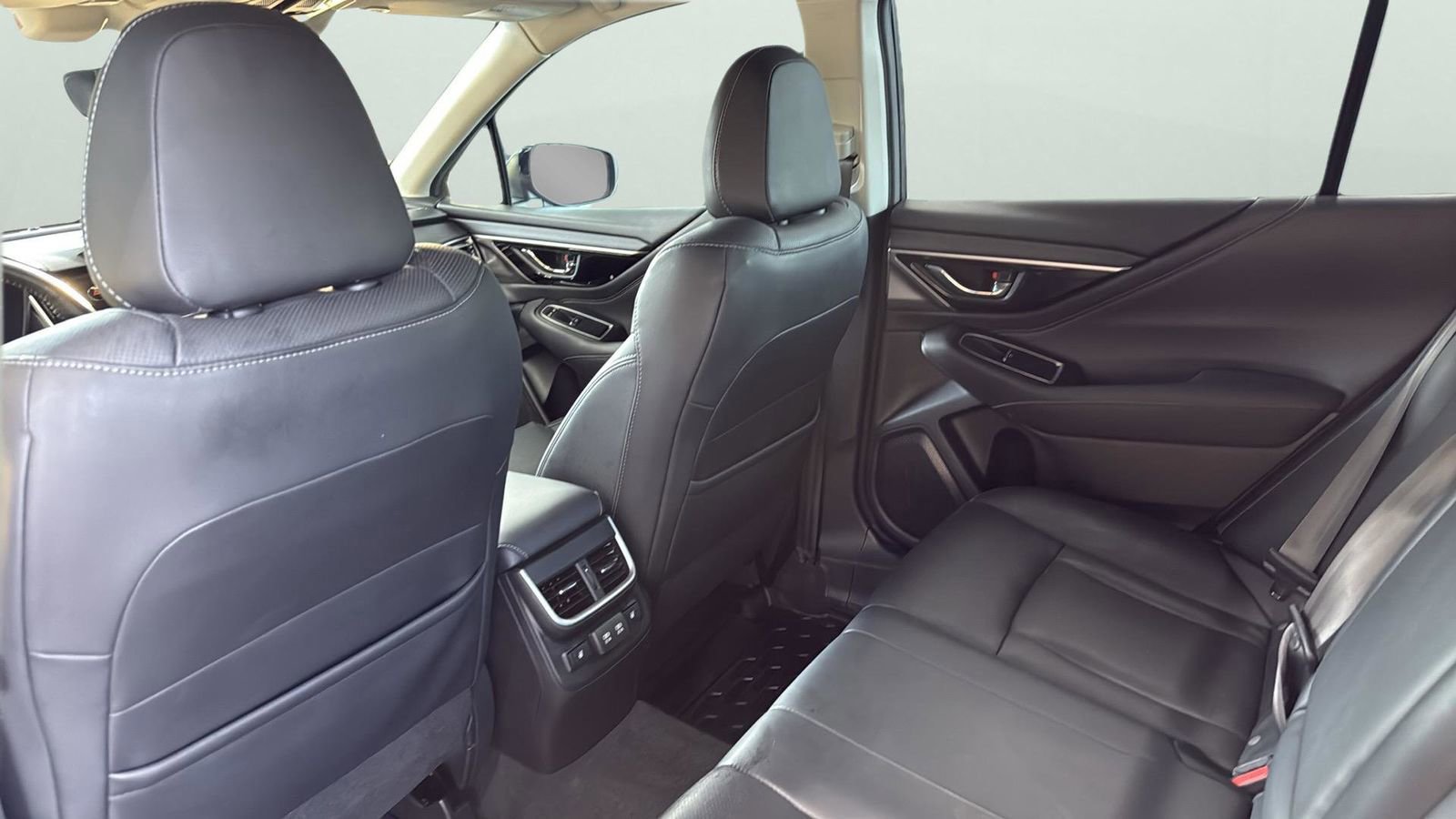 Used 2020 Subaru Legacy Limited image 29