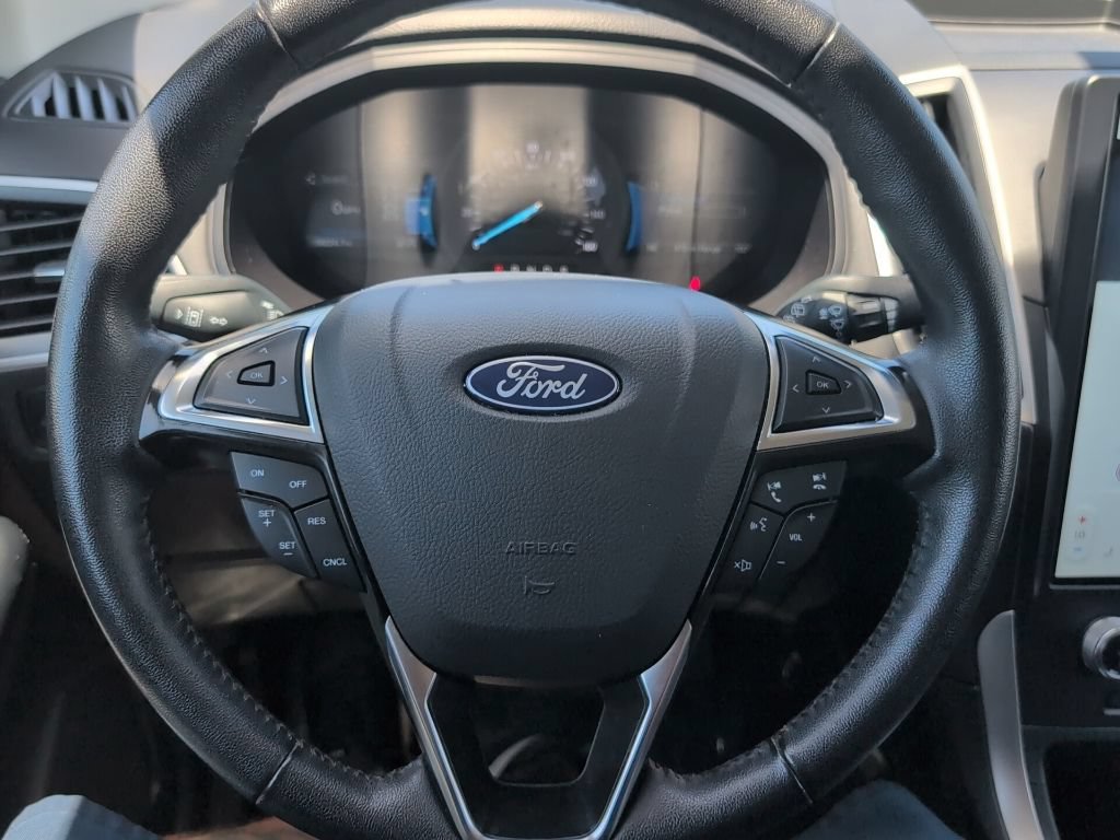 Certified 2024 Ford Edge SEL AWD/4WD image 15