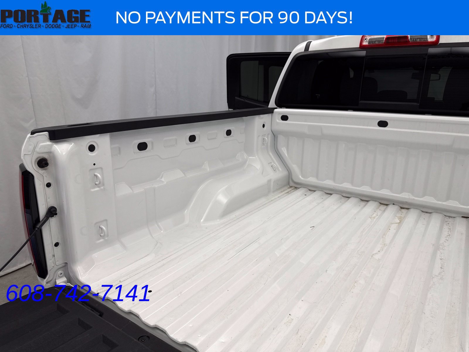 Used 2024 Chevrolet Colorado Z71 w/ Z71 Convenience Package 2 AWD/4WD image 39