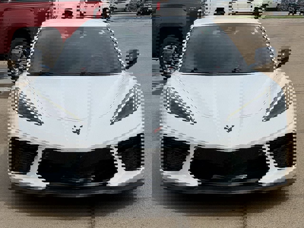 Used 2025 Chevrolet Corvette Stingray Preferred Cpe w/ Stealth Interior Trim Package image 6