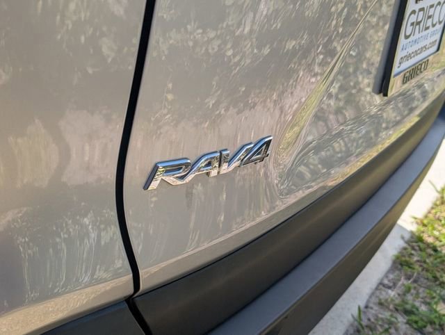 Used 2023 Toyota RAV4 XLE image 11