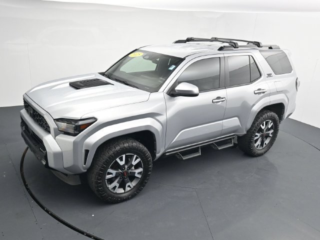 Used 2025 Toyota 4Runner TRD Sport AWD/4WD image 25
