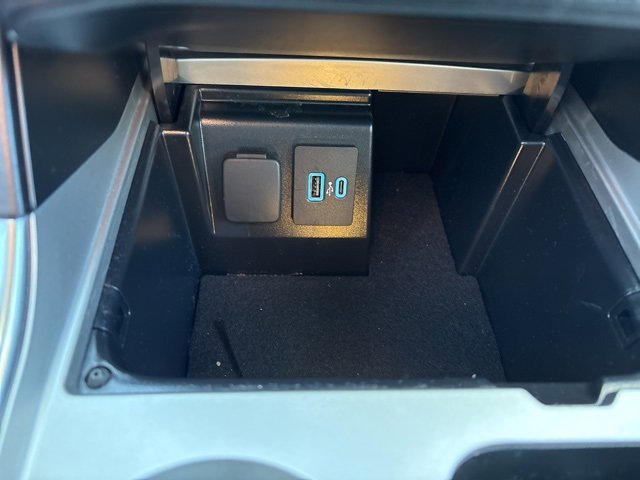 Certified 2024 Ford Explorer XLT w/ Equipment Group 202A image 26