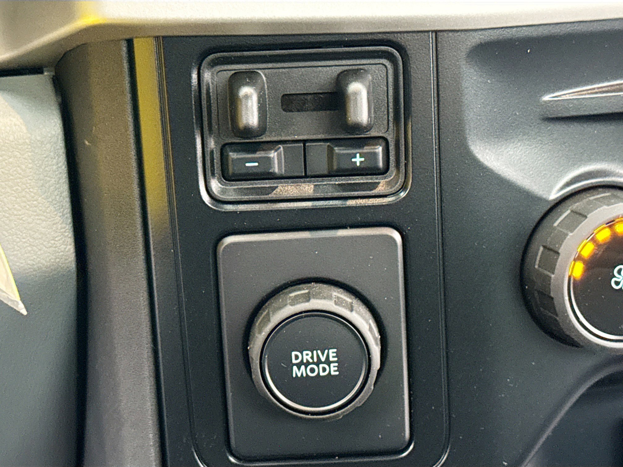 Certified 2024 Ford F350 XL w/ XL Chrome Package image 10