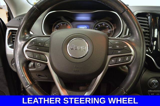 Used 2021 Jeep Cherokee Limited w/ Trailer Tow Group AWD/4WD image 19