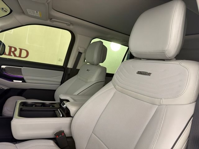 Certified 2026 Ford Expedition Max Platinum w/ Platinum Ultimate Package AWD/4WD image 24
